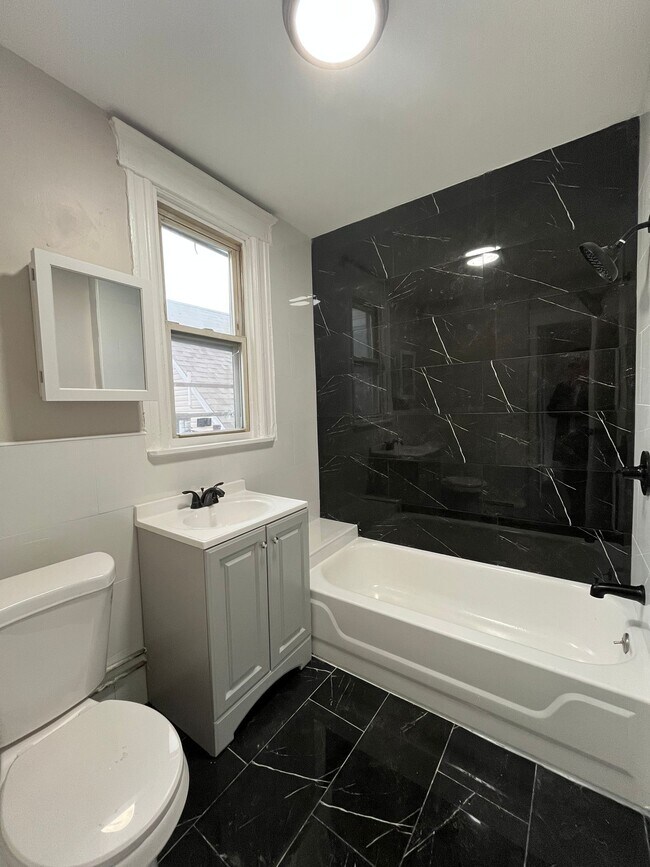 153 Seaview Ave unit 3R, Jersey City, NJ 07305 - photo 3