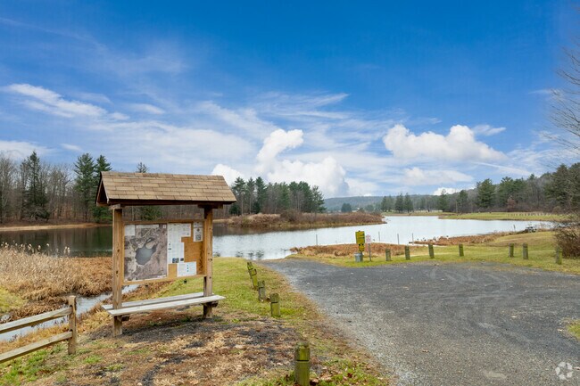 Park Station Recreation Center has boat ramps for water access.