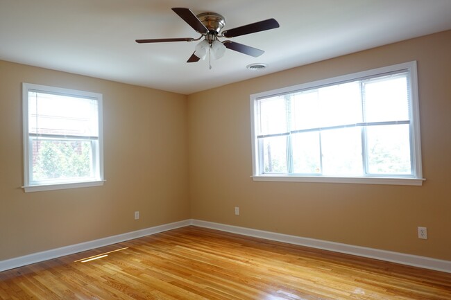 8713 Plymouth St unit 3, Silver Spring, MD 20901 - photo 3