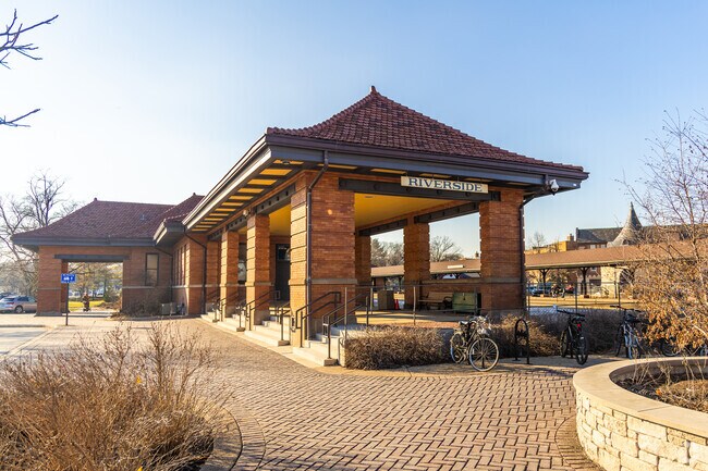 The Riverside Metra station features a historic building mostly in its original condition.