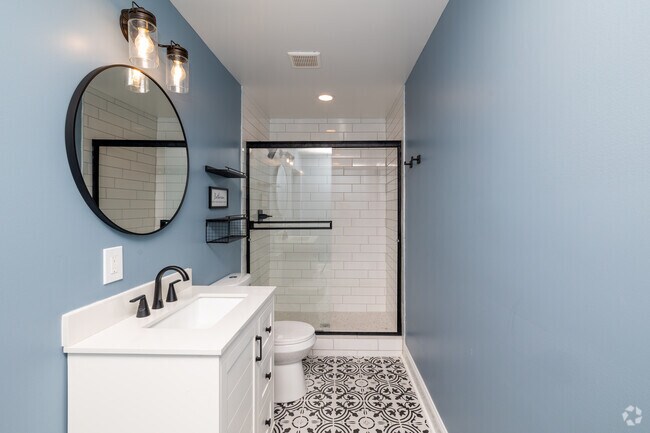 1BR, 2BA - 1,450SF - Primary Bathroom