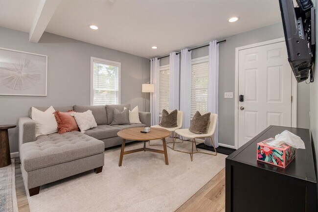 23366 Hoover Ave unit ID1054651P, Hazel Park, MI 48030 - photo 6