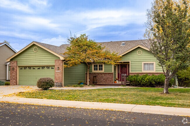 Ranch-style homes are another common housing type in Brittany Knolls.
