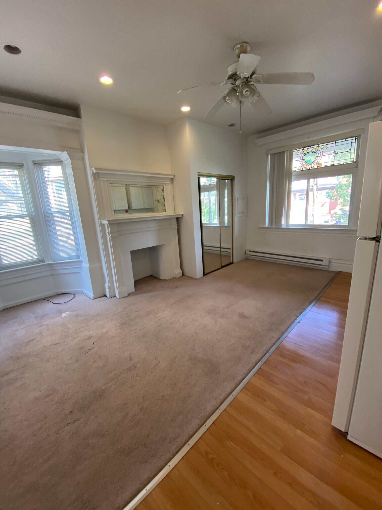 370 S Negley Ave unit 6, Pittsburgh, PA 15232 - photo 1