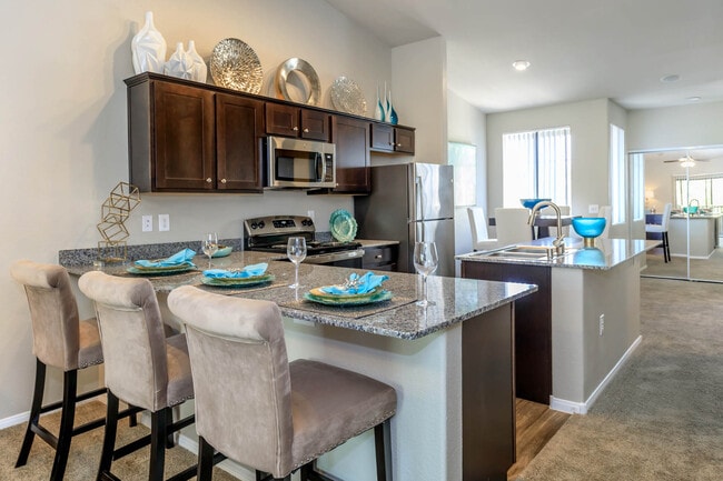 El Dorado 928 SQFT 1 Bed 1 Bath