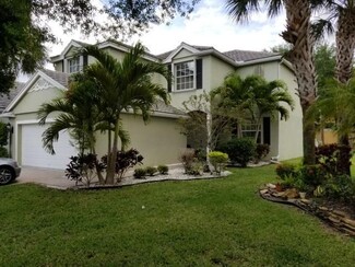 124 Canterbury Plaza, Royal Palm Beach, FL 33414