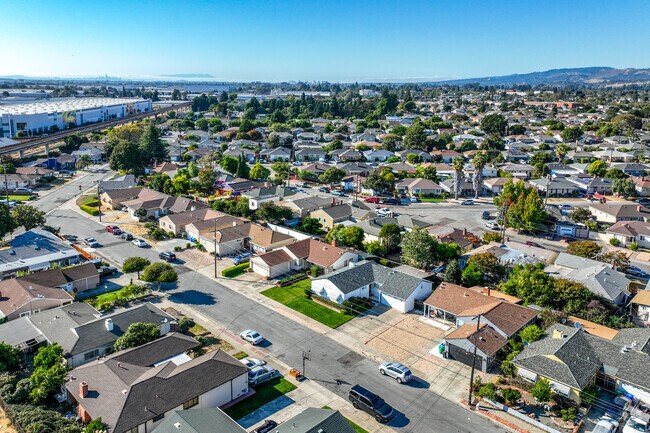 Lower Bal offers residents an urban suburban mix feel and most residents rent their home.