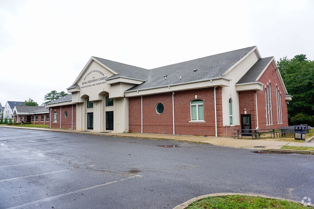 Bais Yaakov High School serves students in the Lakewood community.