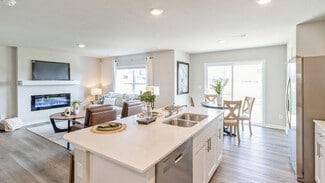 558 Bluestem St, Tiffin, IA 52340