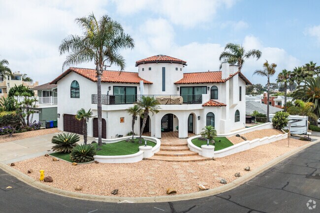 Spacious Spanish-style homes can be found near the Coast in South Beach.