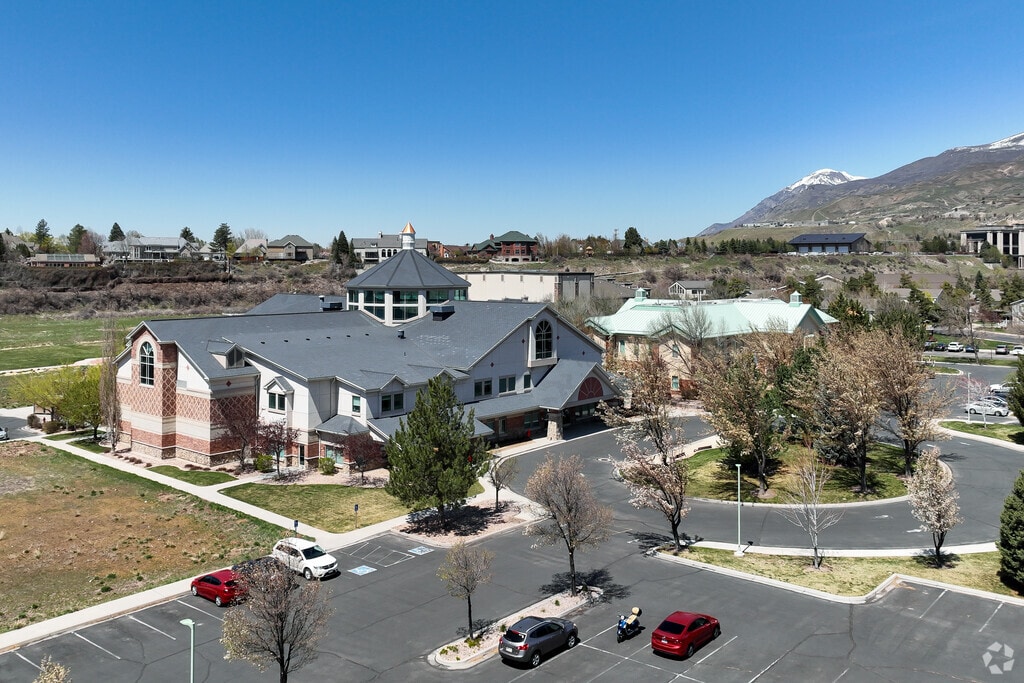 ScenicView Academy has a beautiful campus in Orchard South.