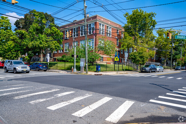 Christopher Columbus School No. 15 is a public school located in Elizabeth, NJ.