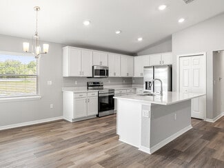 1740 Burrows Ave, Lakeland, FL 33811