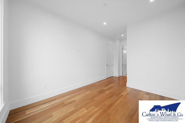 218 Old Colony Ave unit 505, Boston, MA 02127 - photo 6