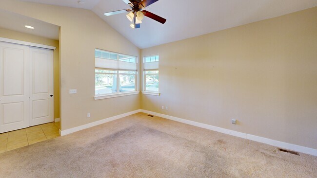 4751 Pleasant Oak Dr unit B39, Fort Collins, CO 80525 - photo 2