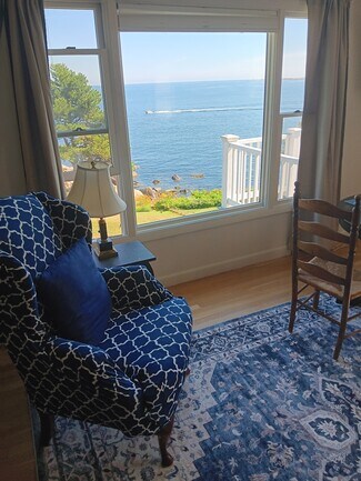 125 Granite St Unit Top, Rockport, MA 01966