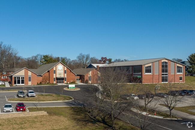Portland Christian School has 624 students in PK, K-12.