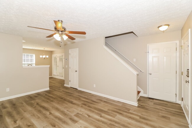 137 Ilex Dr, Canton, GA 30114 - photo 4