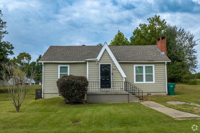 This cozy cottage is a nice place to call home in Pleasant Grove.