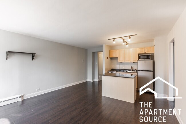 445 W Wellington Ave unit 8A, Chicago, IL 60657 - photo 4