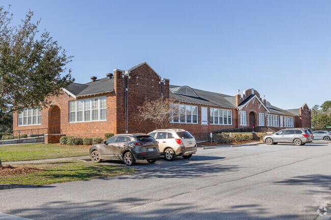St. Stephen has a great library downtown for residents to enjoy.