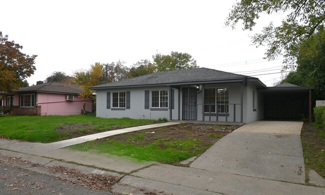5206 61st St, Sacramento, CA 95820 - photo 2