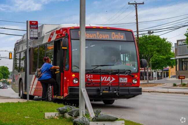 Alamo Height has numerous routes that take you al over San Antonio.