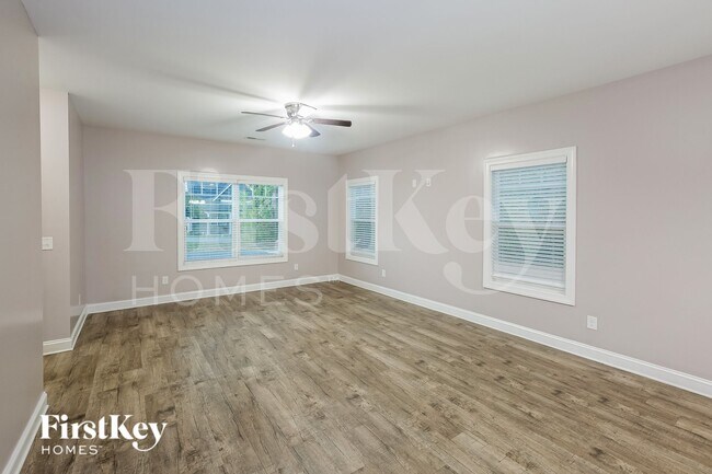 1401 Living Way, Kannapolis, NC 28083 - photo 4