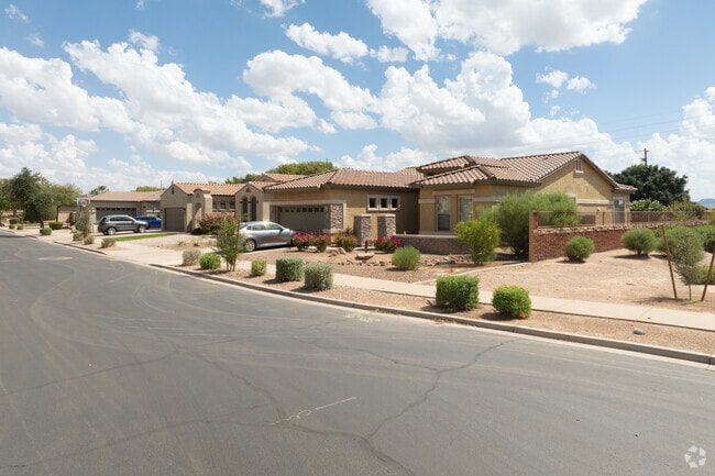 Spanish-style streetscapes reflect the area’s Southwestern aesthetic.