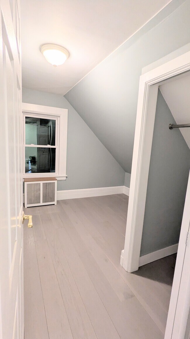 536 Bridge St unit 2, North Weymouth, MA 02191 - photo 3