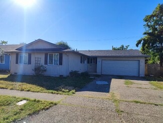 528 22nd St, Springfield, OR 97477