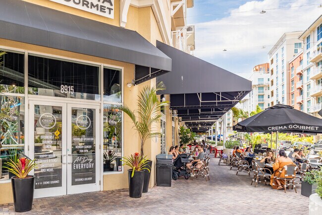 Spend your afternoon with good foods at Downtown Kendall.