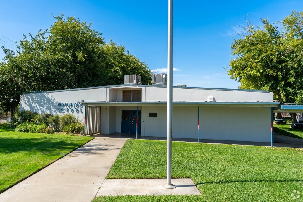 Waterloo Elementary School serves students in the Northeast San Joaquin County community.