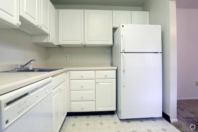 Spring Valley, Sinking Spring, PA 19608 - photo 3