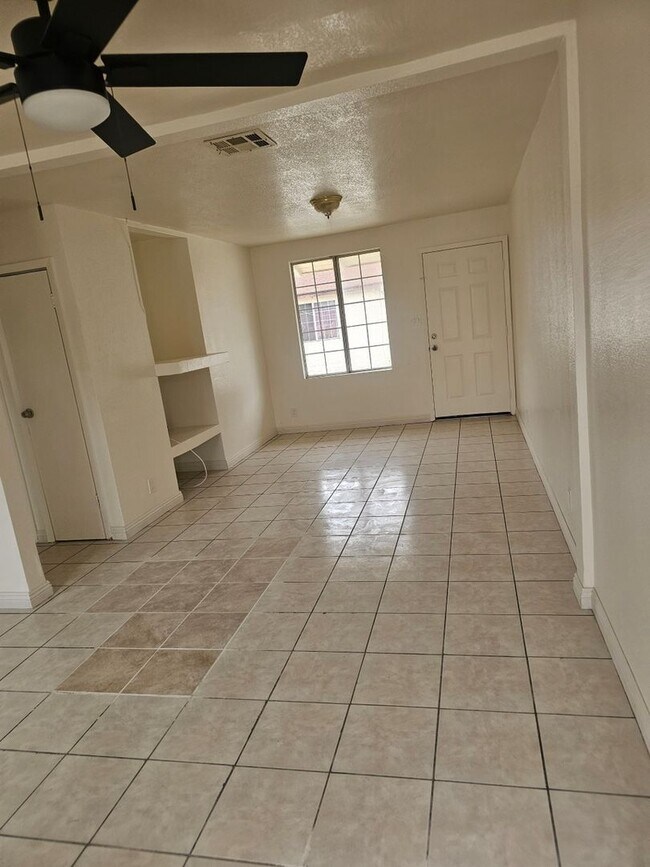 16594 Orange Way, Fontana, CA 92335 - photo 6