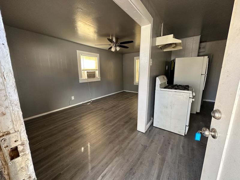 1810 Avenue R unit C, Lubbock, TX 79401 - photo 1