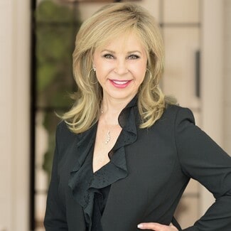 Bobbie Schmitt