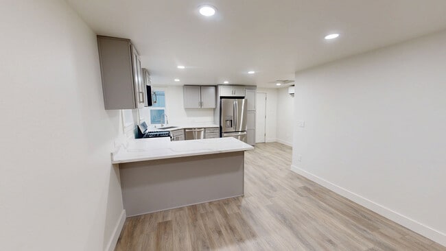 1521 N 3rd St, Renton, WA 98057 - photo 2