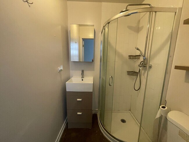 4606 N Malden St unit 1140-218, Chicago, IL 60640 - photo 6