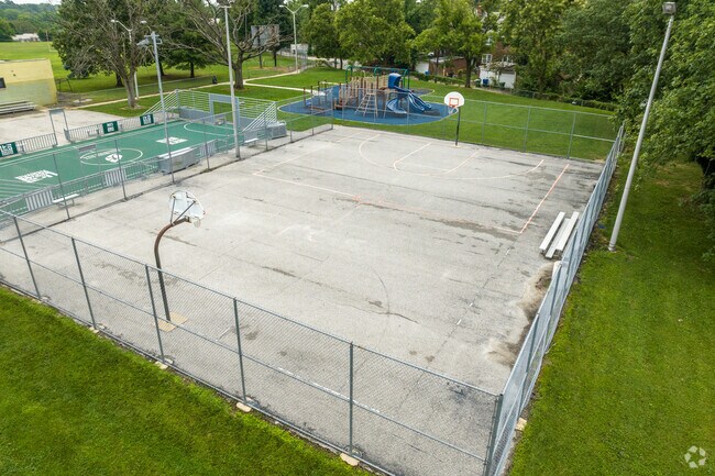Folks from Kenilworth Park can enjoy full-court basketball at nearby Dewees Park.