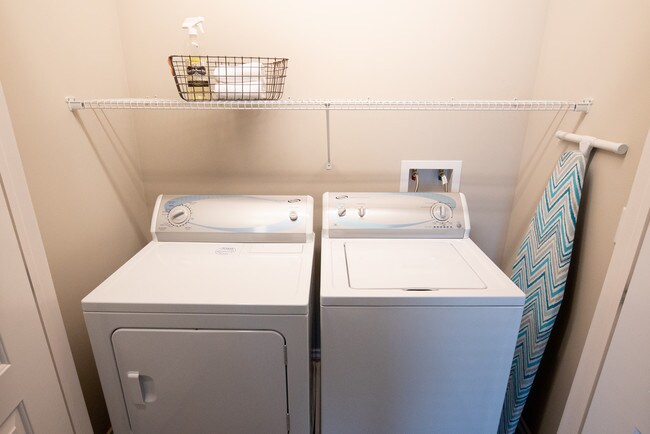 Lockwood Villas, Buffalo, NY 14228 - photo 7