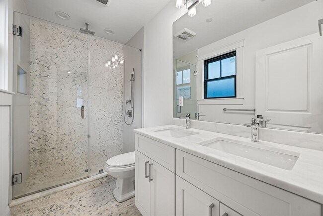 230 E Eagle St unit 1, Boston, MA 02128 - photo 4