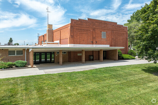 Mazon-Verona-Kinsman Elementary School offers plenty of fun after school activities.