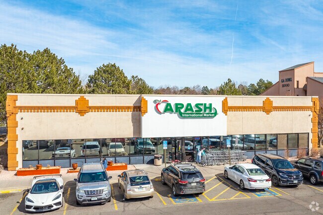 Food lovers in Four Square Mile can explore a wide range of dining options, from pizzerias and sports bars to authentic Afghani cuisine. Along South Parker Road, international restaurants and a Walmart add to the area’s convenience and culinary diversity.