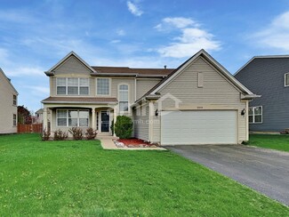 10144 Ashley St, Huntley, IL 60142