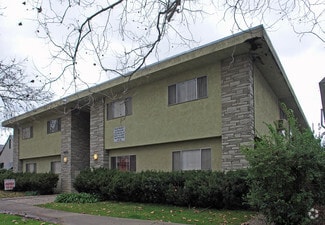 2631 27th St, Sacramento, CA 95818