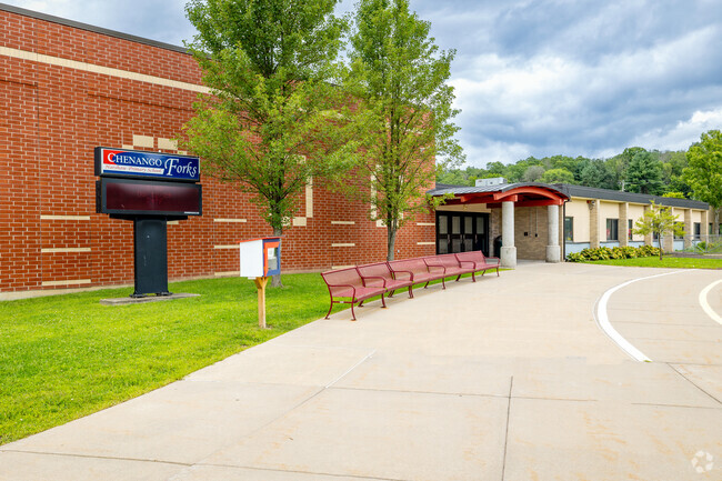 Chenango Forks Elementary School has 579 students in grades PreK-5.
