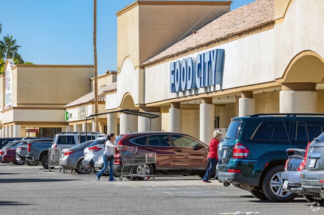 Food City is the closest big box grocery store in Country Estates, AZ.