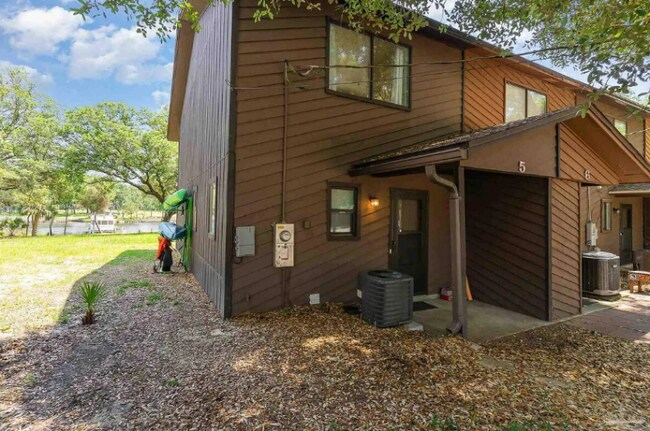 2028 Americus Ave unit 5, Pensacola, FL 32507 - photo 3