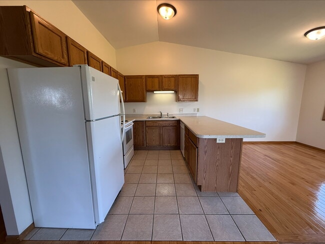 4338 132nd St, Lake Hallie, WI 54729 - photo 3